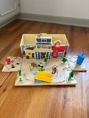 Disney/Pixar Toy Story Woody’s Round Up Fold-Out Playset - Woody Jessie Bullseye